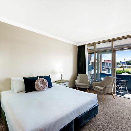 Comfort Resort Waters Edge Port Macquarie Exterior photo