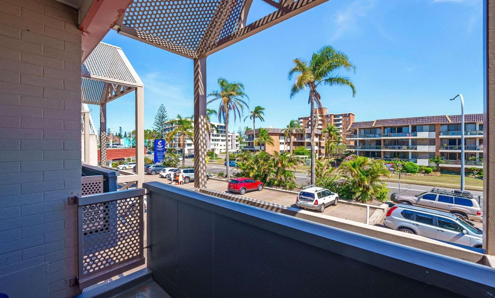 Comfort Resort Waters Edge Port Macquarie Exterior photo