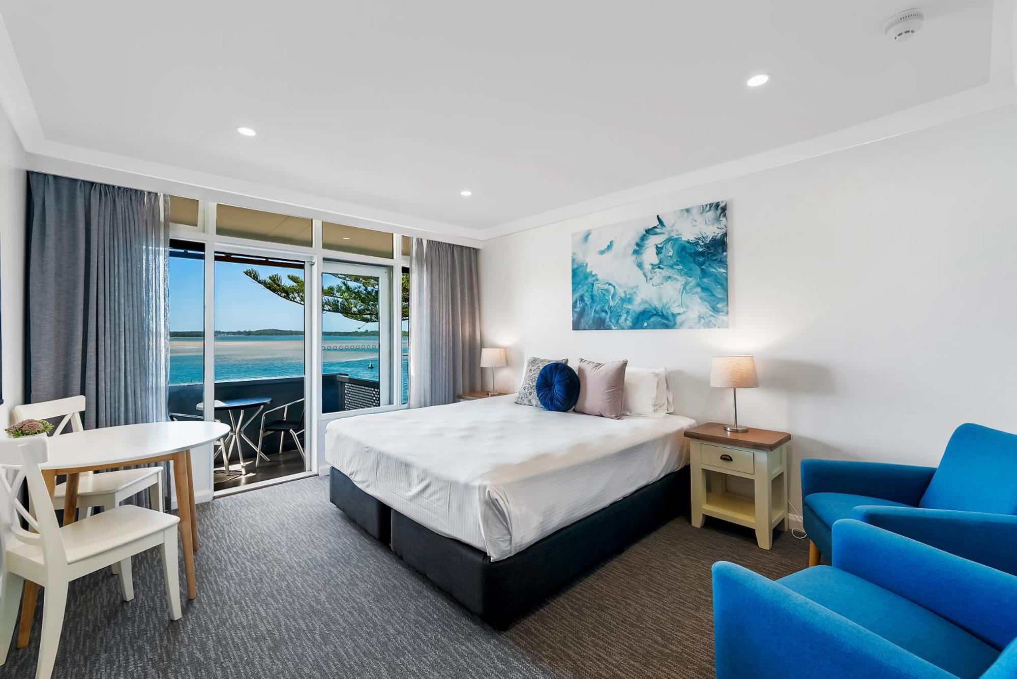 Comfort Resort Waters Edge Port Macquarie Exterior photo