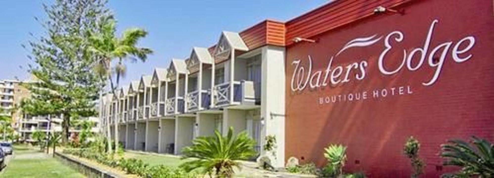 Comfort Resort Waters Edge Port Macquarie Exterior photo