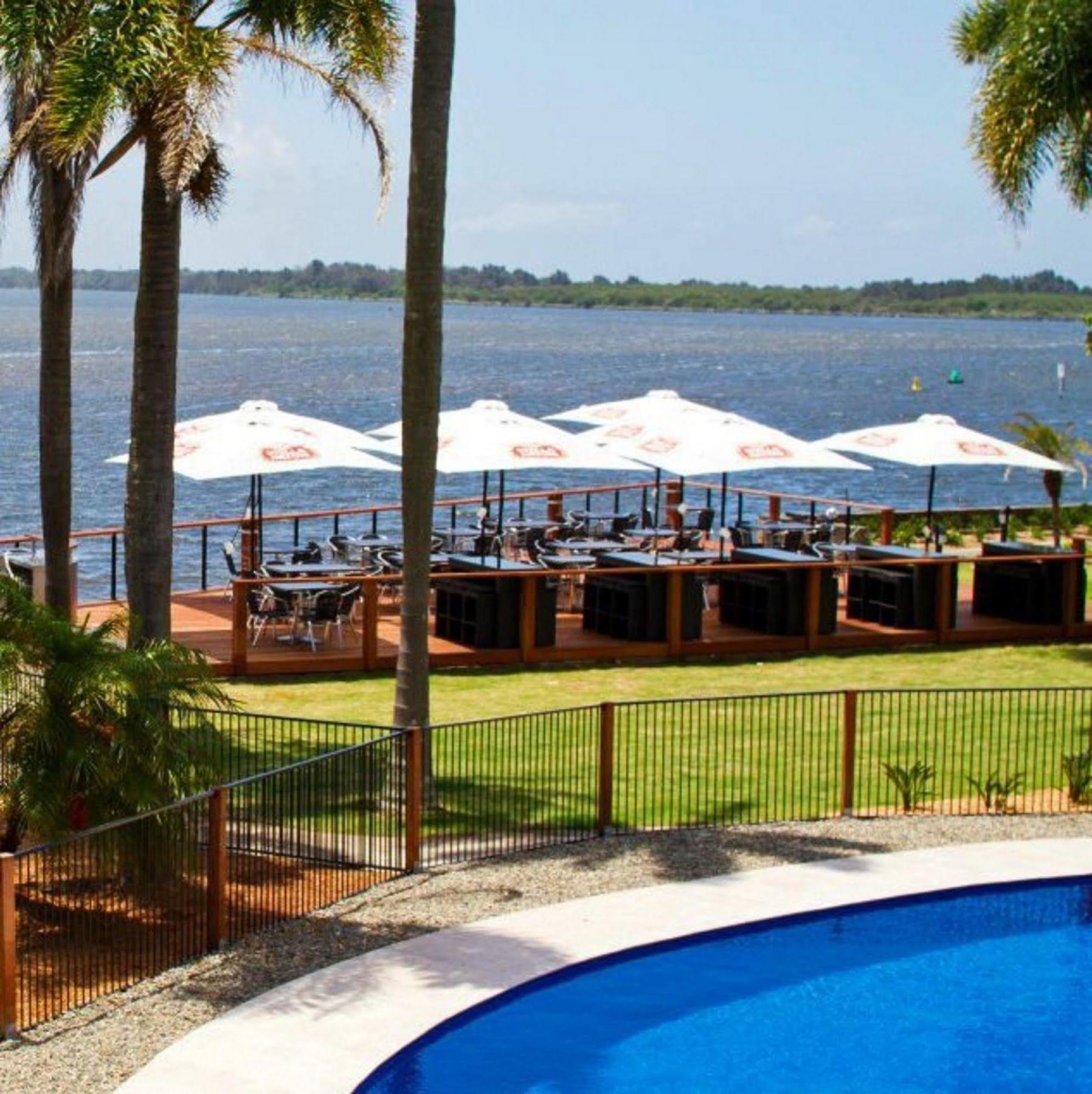 Comfort Resort Waters Edge Port Macquarie Exterior photo