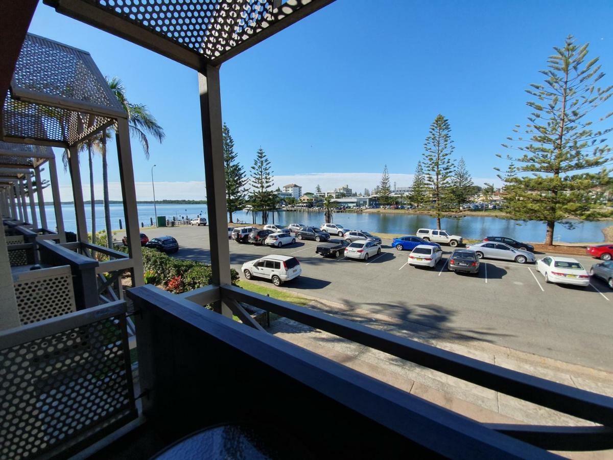 Comfort Resort Waters Edge Port Macquarie Exterior photo