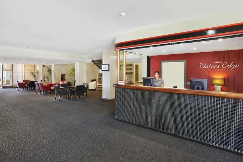 Comfort Resort Waters Edge Port Macquarie Exterior photo